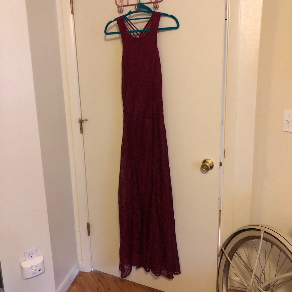Soieblu long maroon lace dress